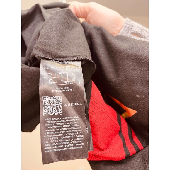 Guess Mens Pekah Logo Gold T-Shirt Medium - Picture 5 of 5